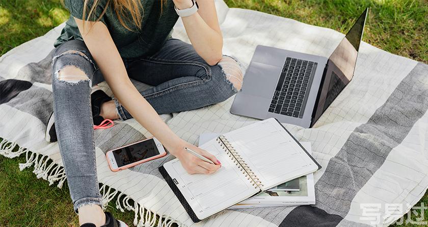 写易过降AIGC，写易过论文查AI率，写易过机器降重，写易过论文查重，写易过论文检测，写易过智能降重